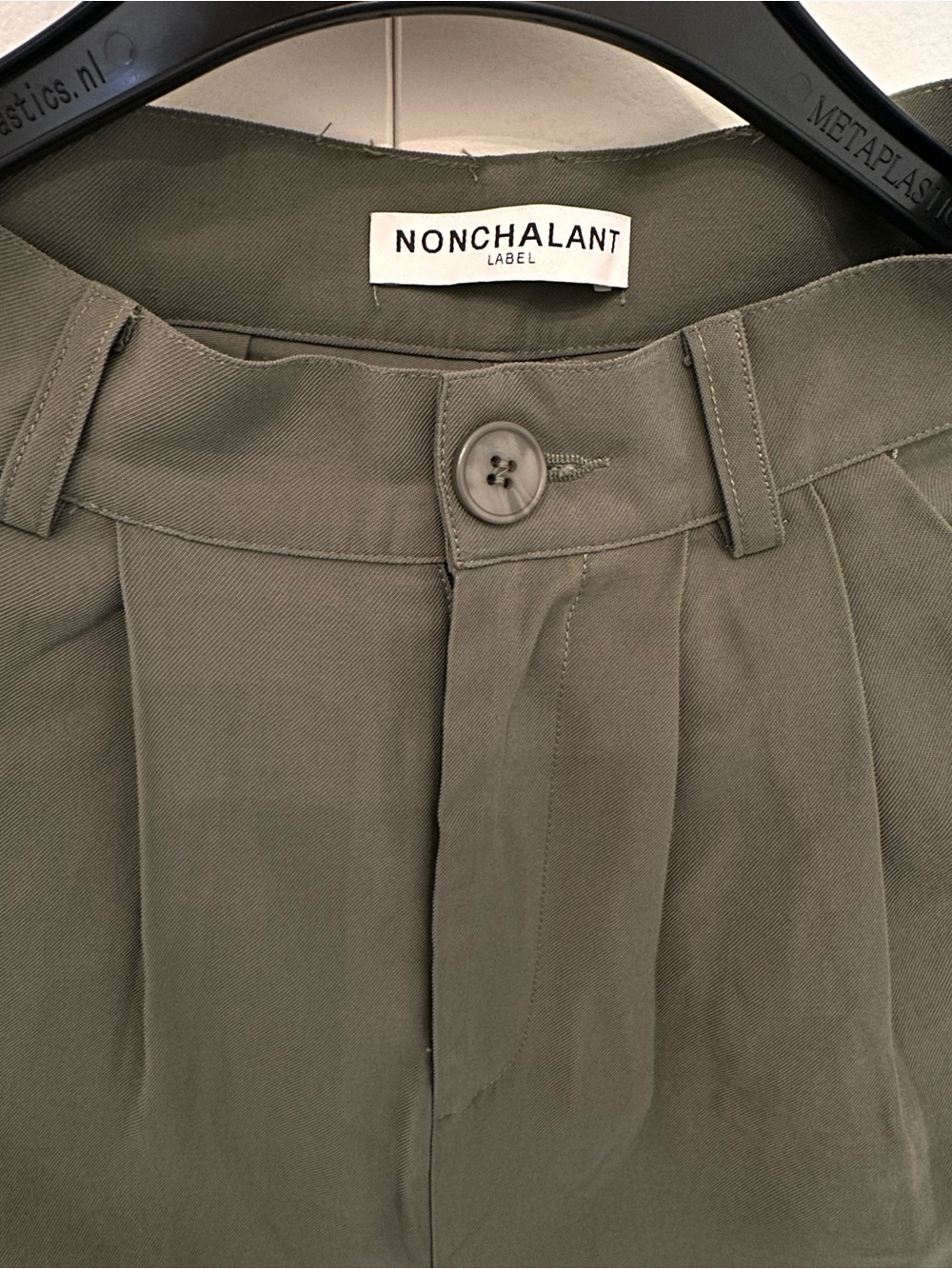 NONchalant Olive Wide-Leg Pleated Pants